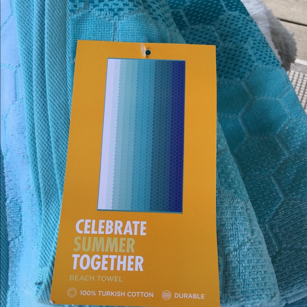 🎈 Set of 2 beach towels - Picture 3 of 4